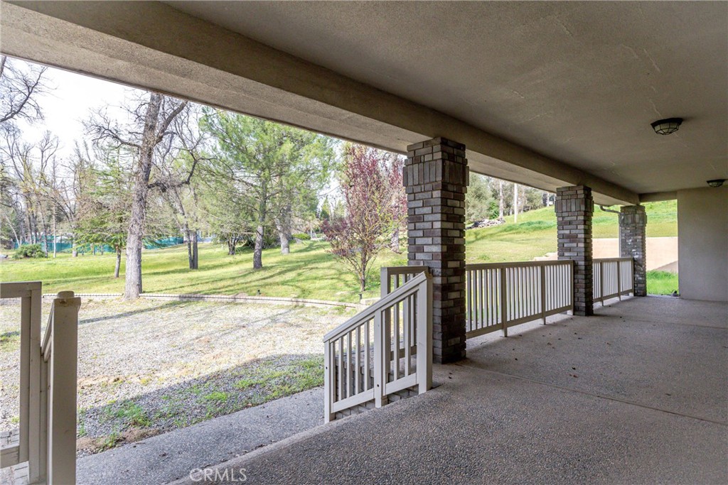 45344 S Oakview, Oakhurst, CA 93644