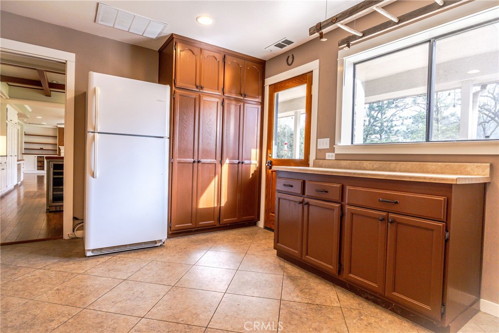 45344 S Oakview, Oakhurst, CA 93644