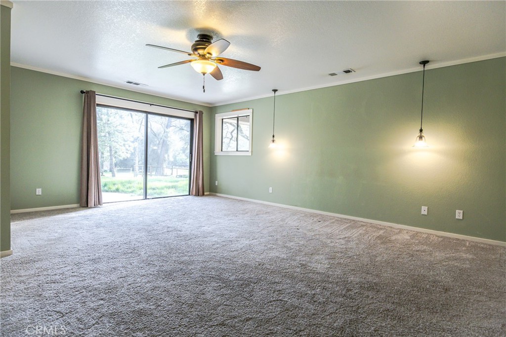 45344 S Oakview, Oakhurst, CA 93644