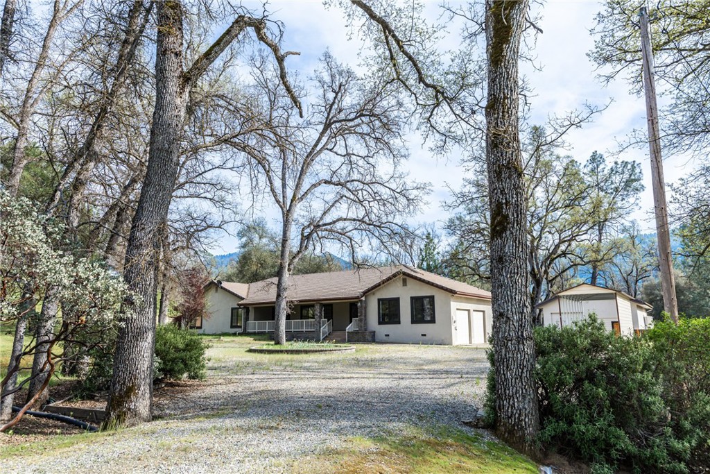 45344 S Oakview, Oakhurst, CA 93644