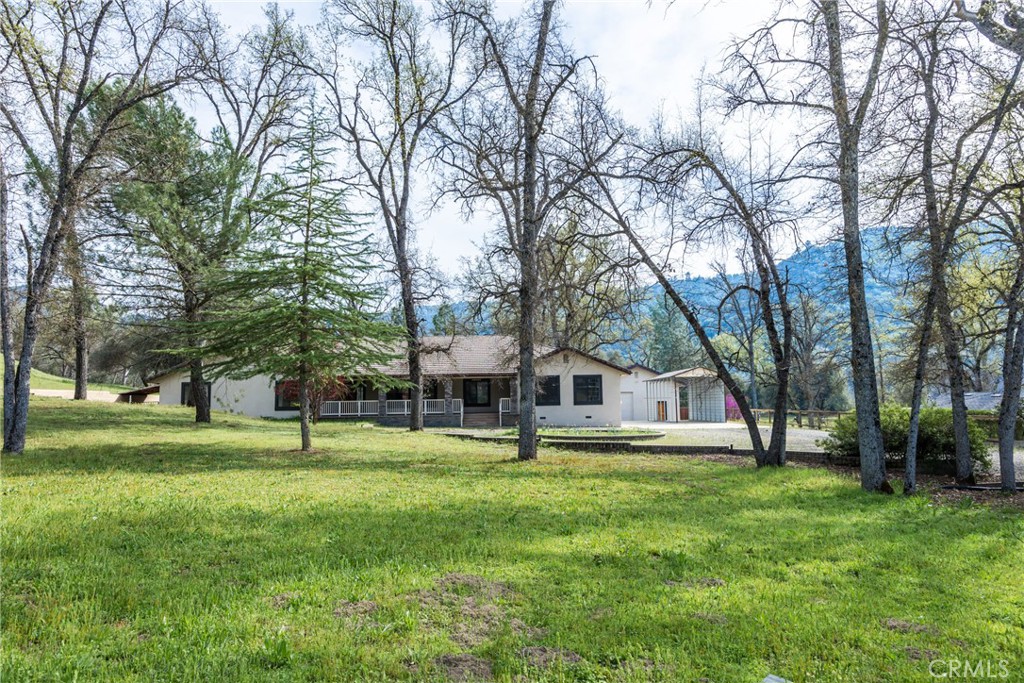 45344 S Oakview, Oakhurst, CA 93644