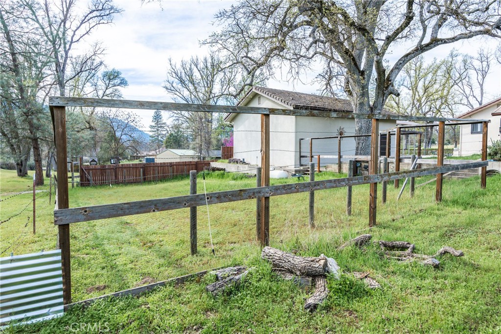 45344 S Oakview, Oakhurst, CA 93644