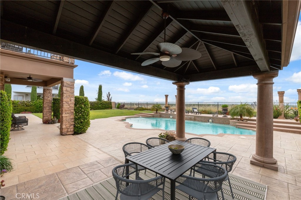 4918 W Bluff, Fresno, CA 93722