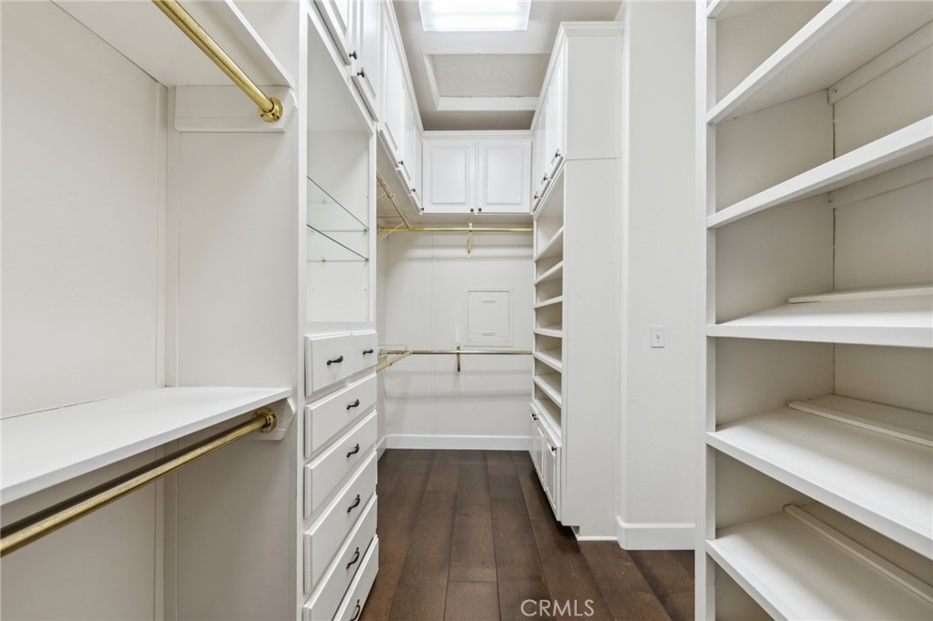 4918 W Bluff, Fresno, CA 93722