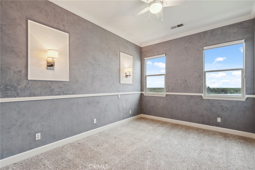 4918 W Bluff, Fresno, CA 93722