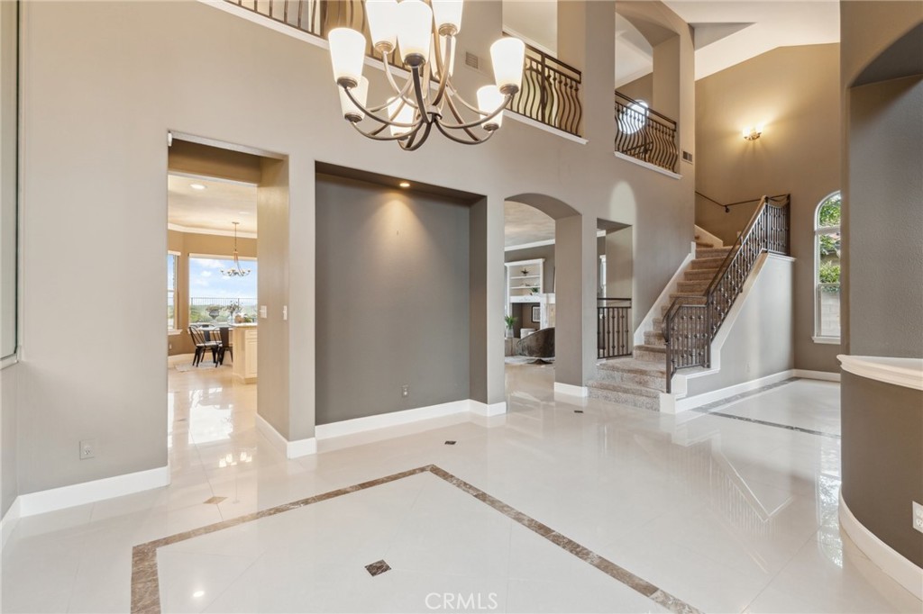 4918 W Bluff, Fresno, CA 93722