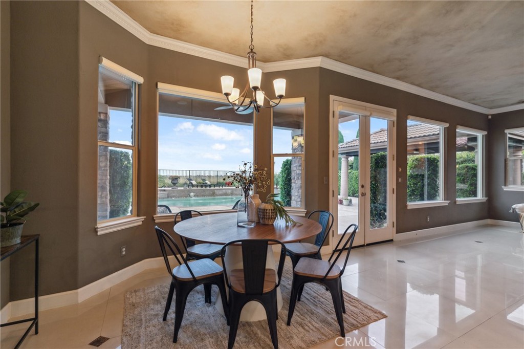 4918 W Bluff, Fresno, CA 93722