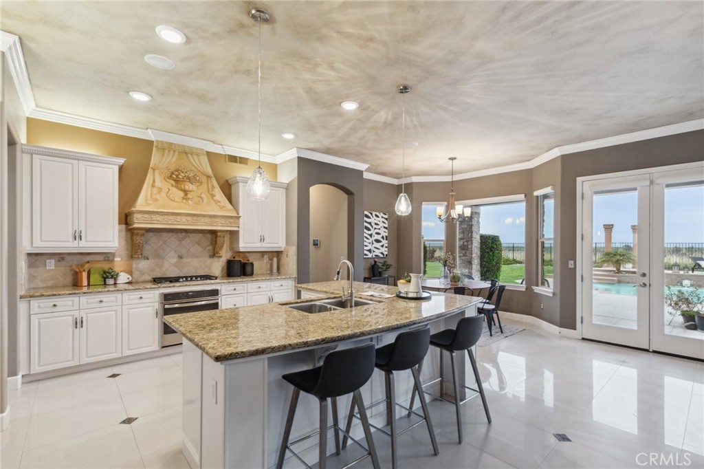 4918 W Bluff, Fresno, CA 93722