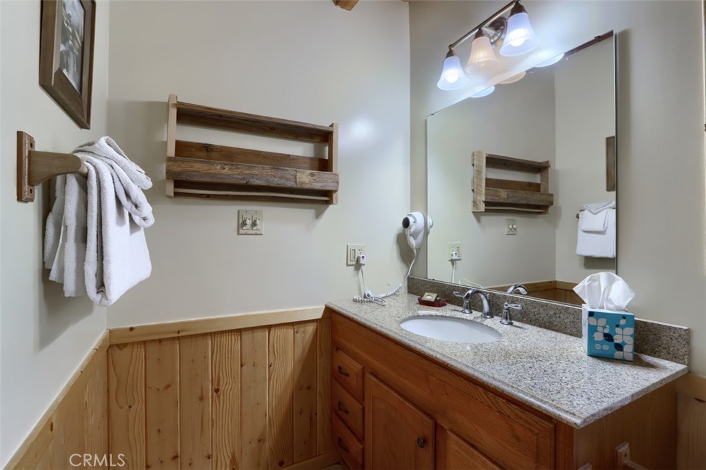 2701 Spelt, Yosemite, CA 95389