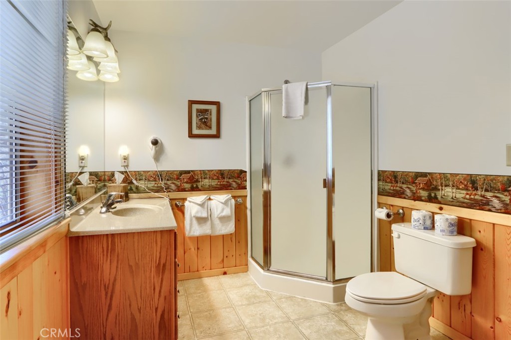 2701 Spelt, Yosemite, CA 95389