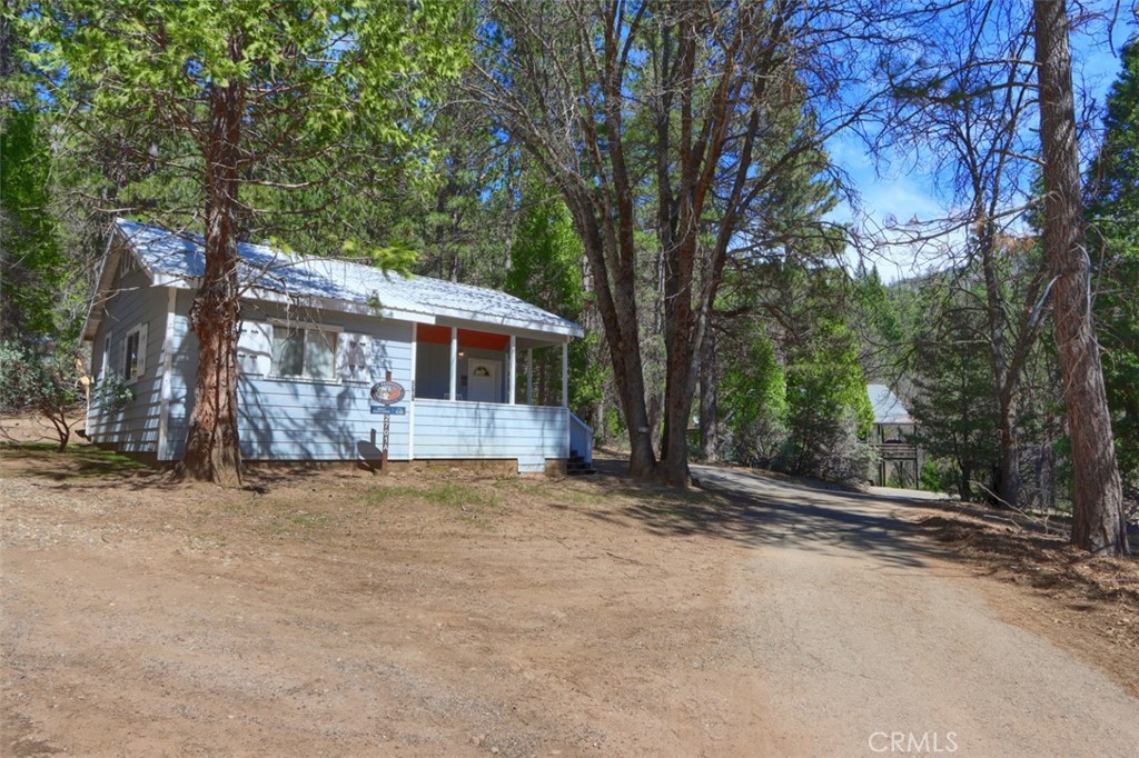 2701 Spelt, Yosemite, CA 95389