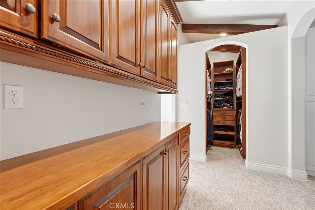 3939 W Robinwood, Visalia, CA 93291