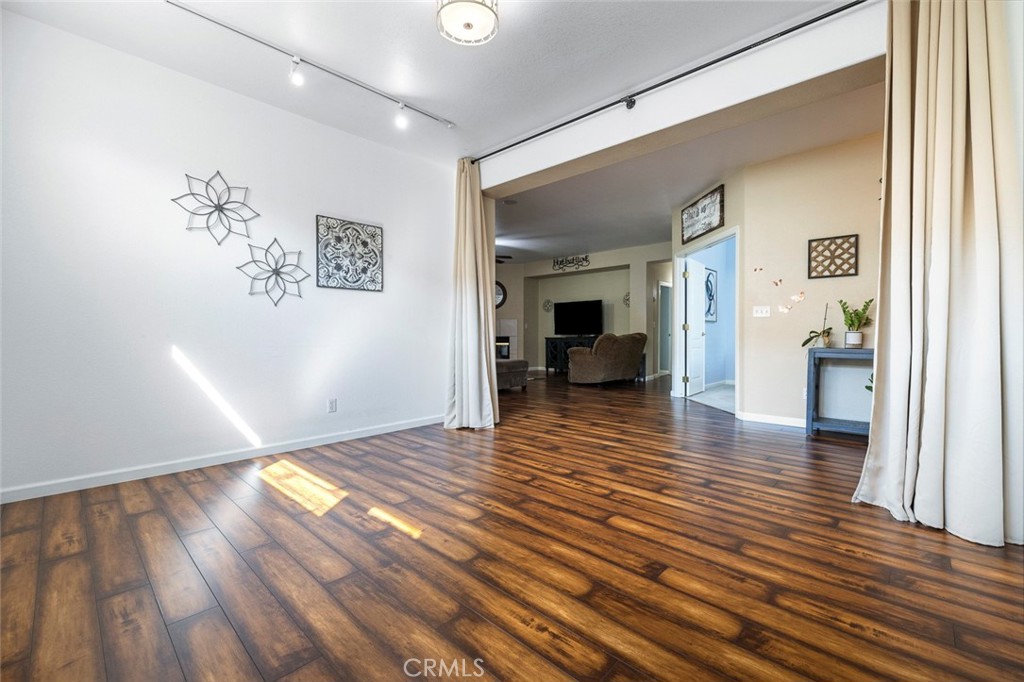 8697 N Talladega Way, Fresno, CA 93720