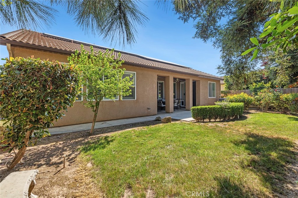 8697 N Talladega Way, Fresno, CA 93720