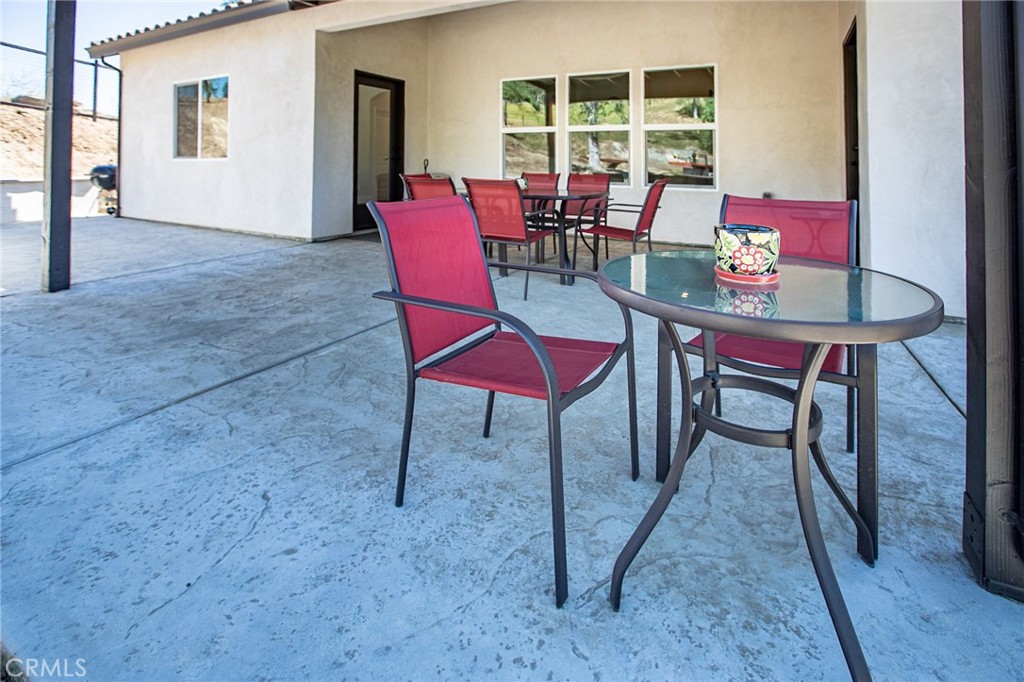 29200 Acorn Ct, Coarsegold, CA 93614