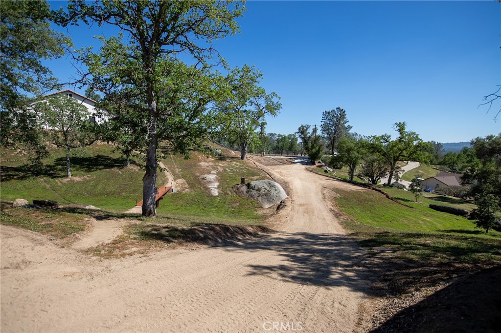 29200 Acorn Ct, Coarsegold, CA 93614