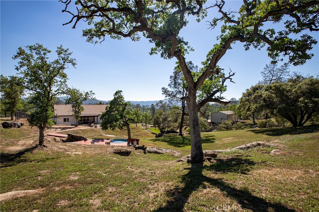 29200 Acorn Ct, Coarsegold, CA 93614