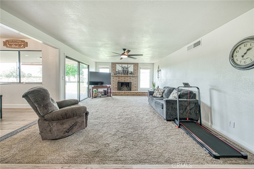 3377 N Bryan, Fresno, CA 93723