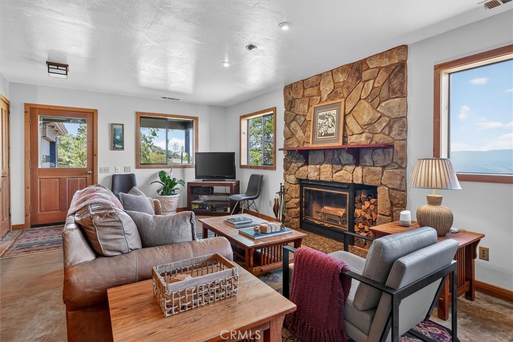 5851 Mount Bullion Ridge, Mariposa, CA 95338