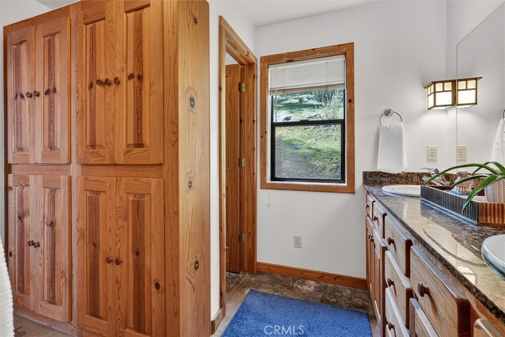 5851 Mount Bullion Ridge, Mariposa, CA 95338