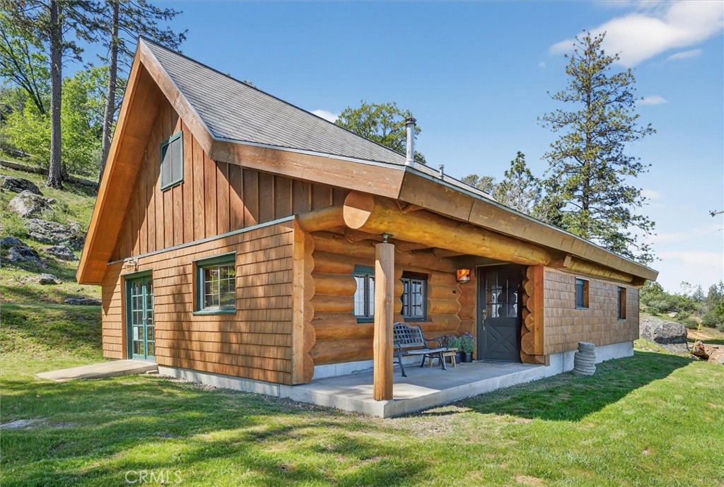 5851 Mount Bullion Ridge, Mariposa, CA 95338