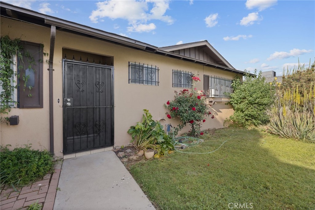 4312 W Dorothea Ave, Visalia, CA 93277