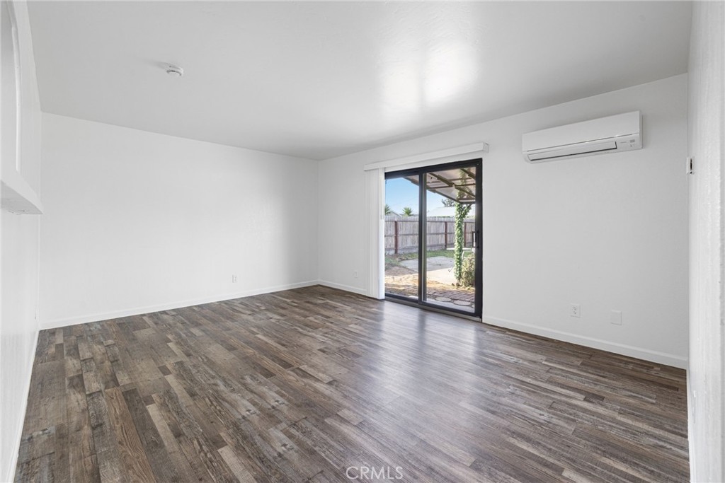 4312 W Dorothea Ave, Visalia, CA 93277