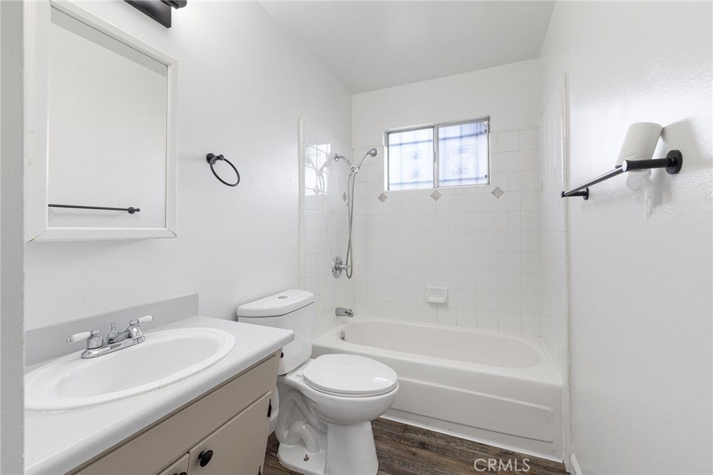 4312 W Dorothea Ave, Visalia, CA 93277