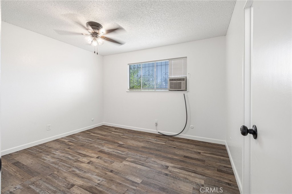 4312 W Dorothea Ave, Visalia, CA 93277