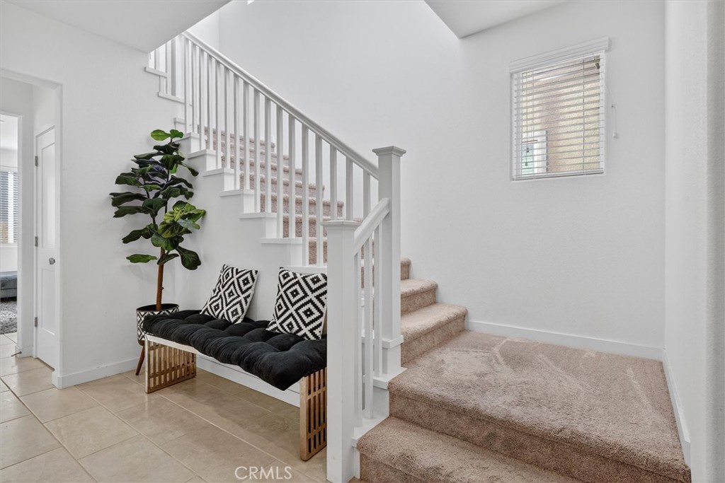 824 Katelyn Ave, Madera, CA 93636