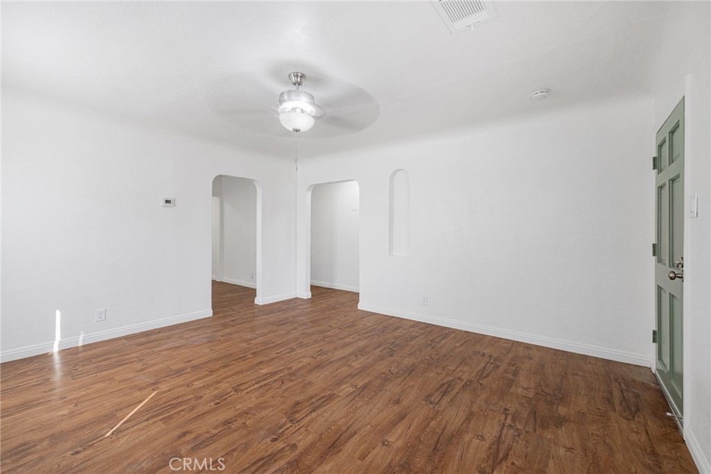 210 E Bush St, Lemoore, CA 93245