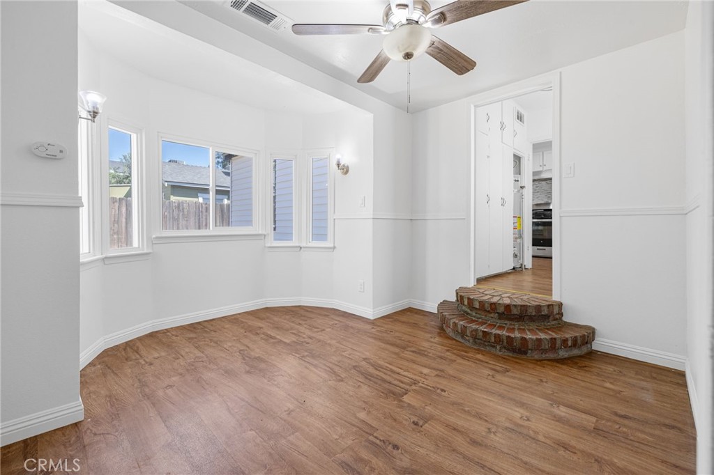 210 E Bush St, Lemoore, CA 93245