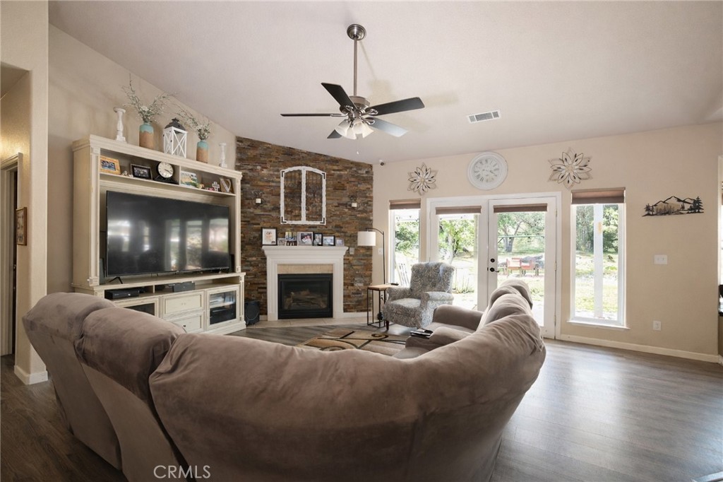 41121 Long Hollow, Coarsegold, CA 93614