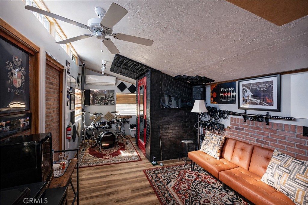 41121 Long Hollow, Coarsegold, CA 93614