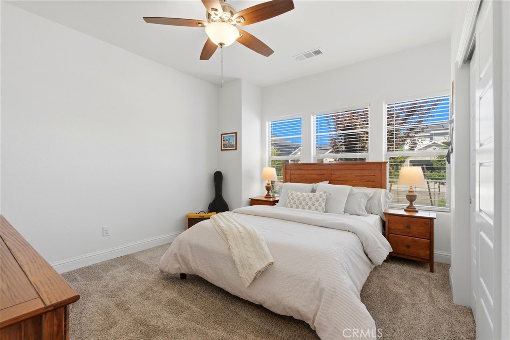 2587 W Heather, Hanford, CA 93230