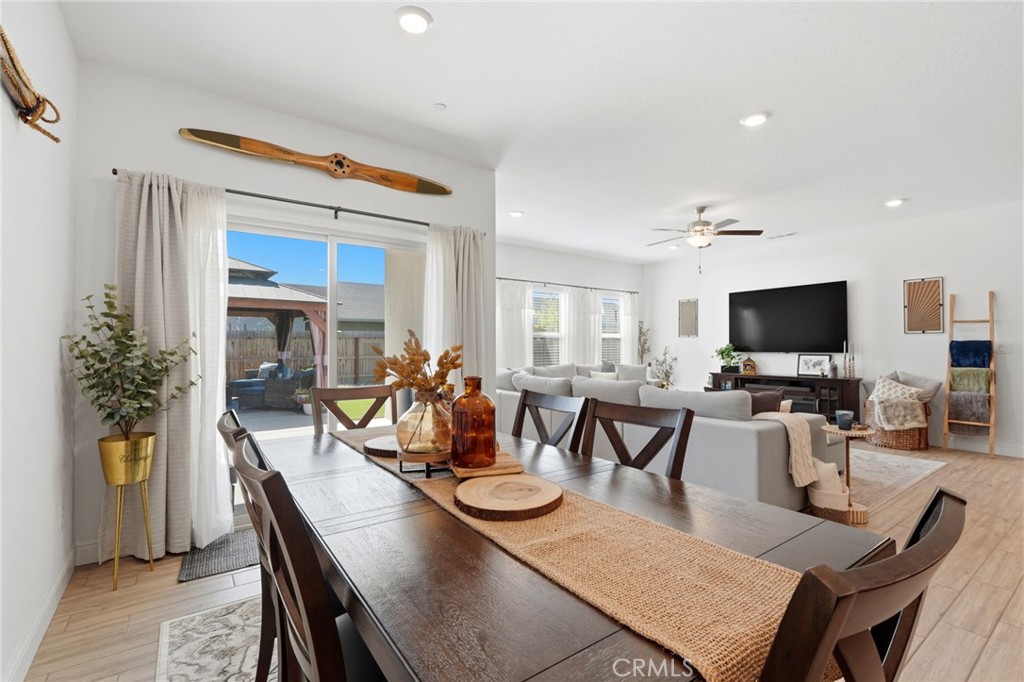 2587 W Heather, Hanford, CA 93230