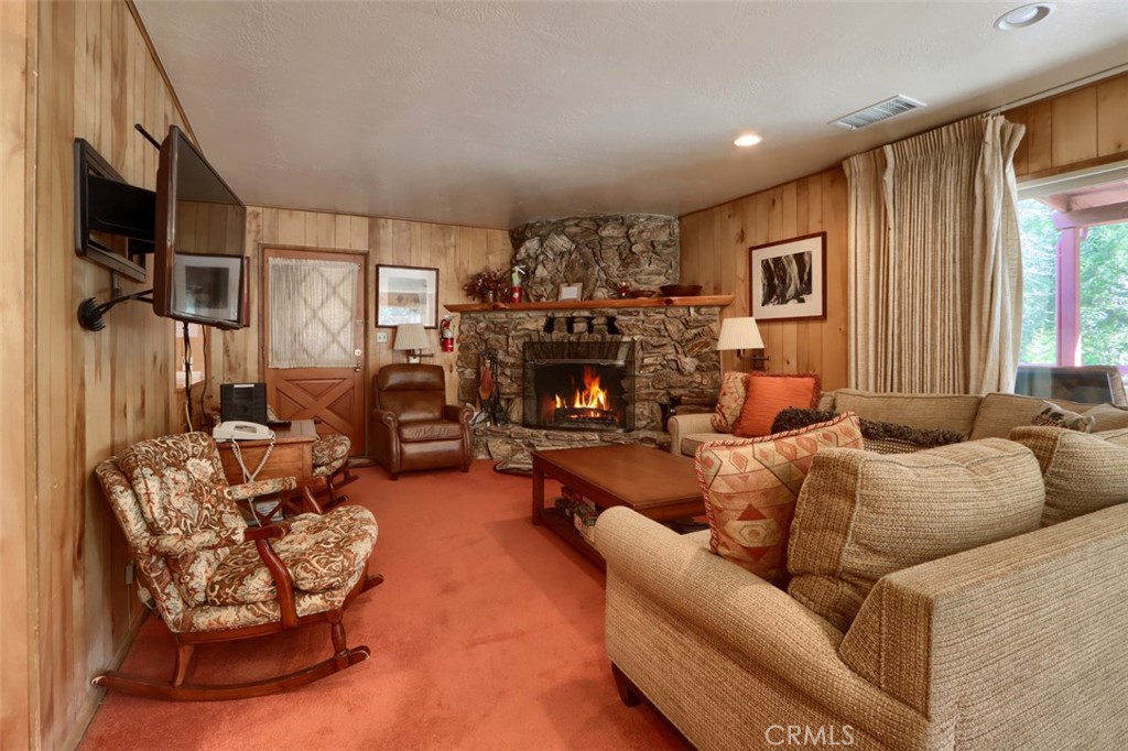 2580 River, Wawona, CA 95389