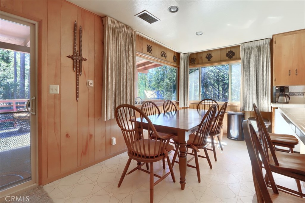 2580 River, Wawona, CA 95389