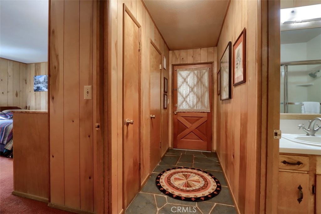 2580 River, Wawona, CA 95389