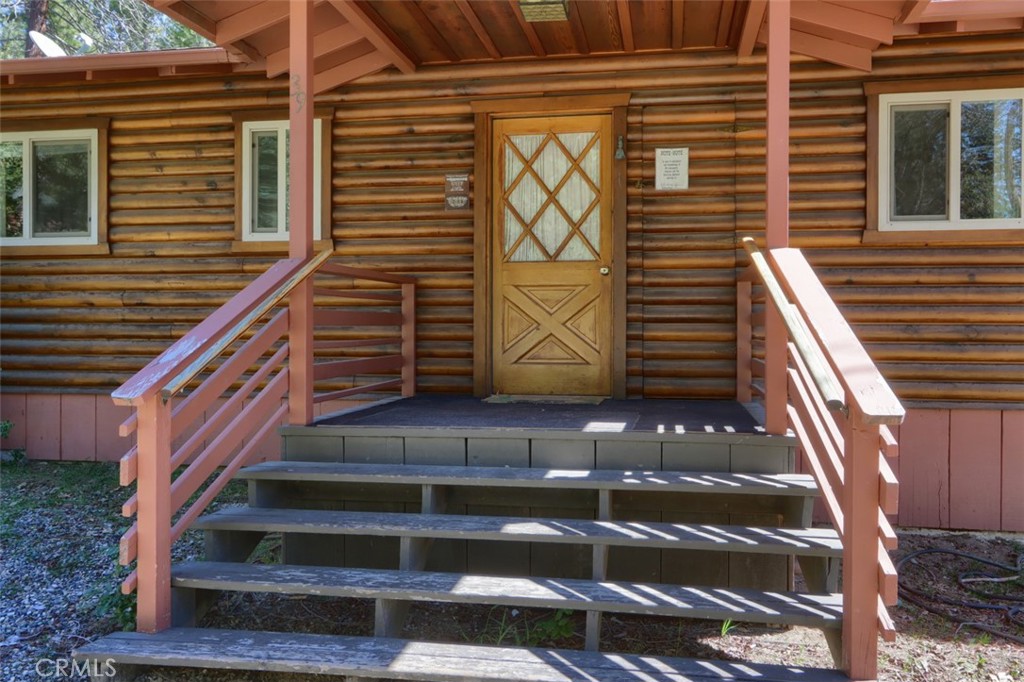 2580 River, Wawona, CA 95389