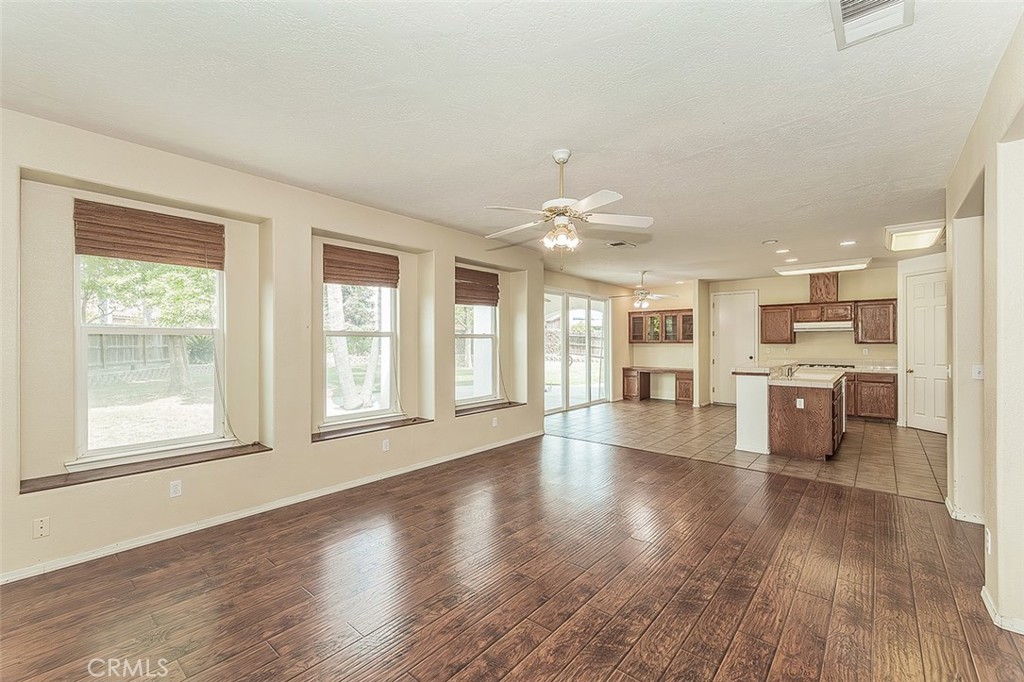 1377 Fenmore, Sanger, CA 93657