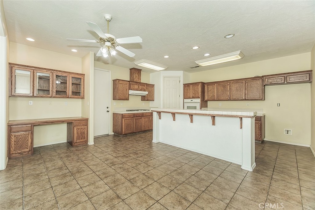 1377 Fenmore, Sanger, CA 93657