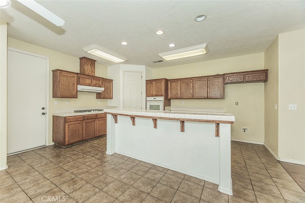 1377 Fenmore, Sanger, CA 93657