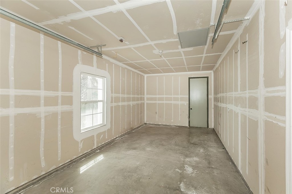 1377 Fenmore, Sanger, CA 93657