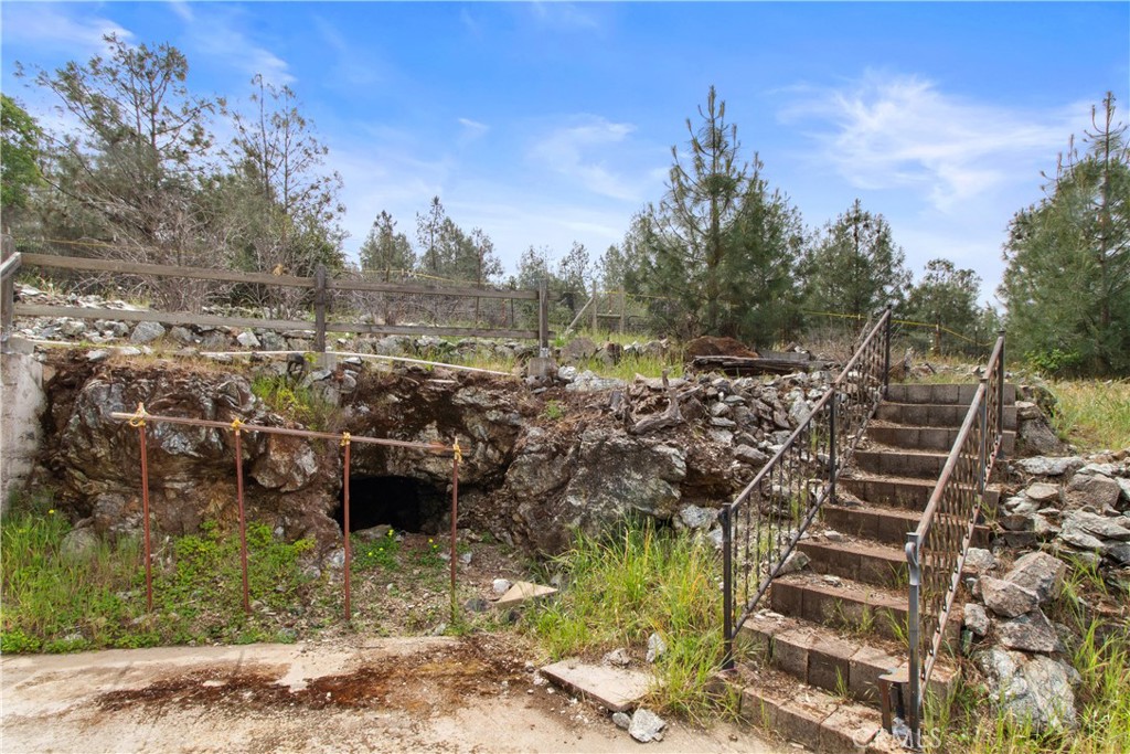 8185 French Flat, Jamestown, CA 95327