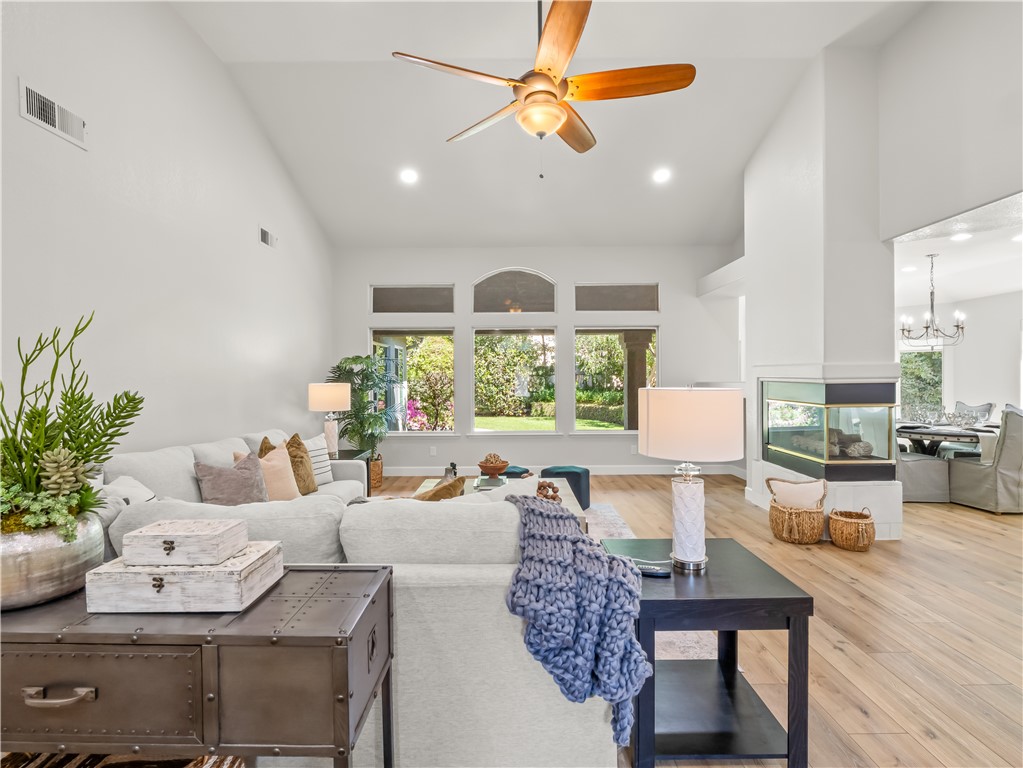 1582 E Revere, Fresno, CA 93720