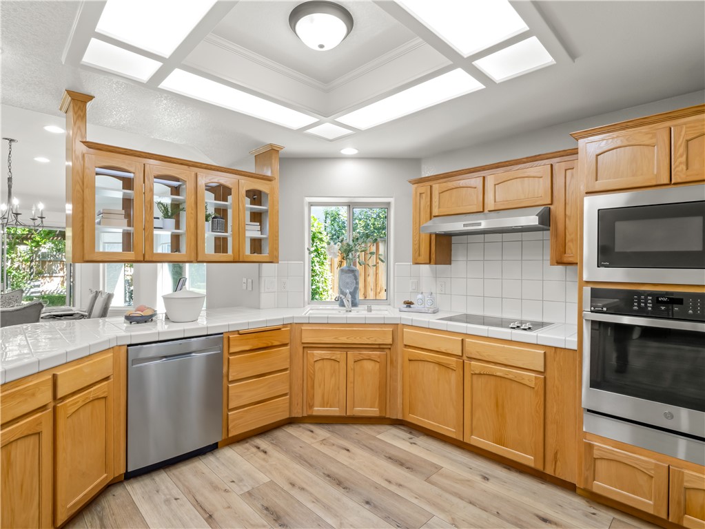 1582 E Revere, Fresno, CA 93720