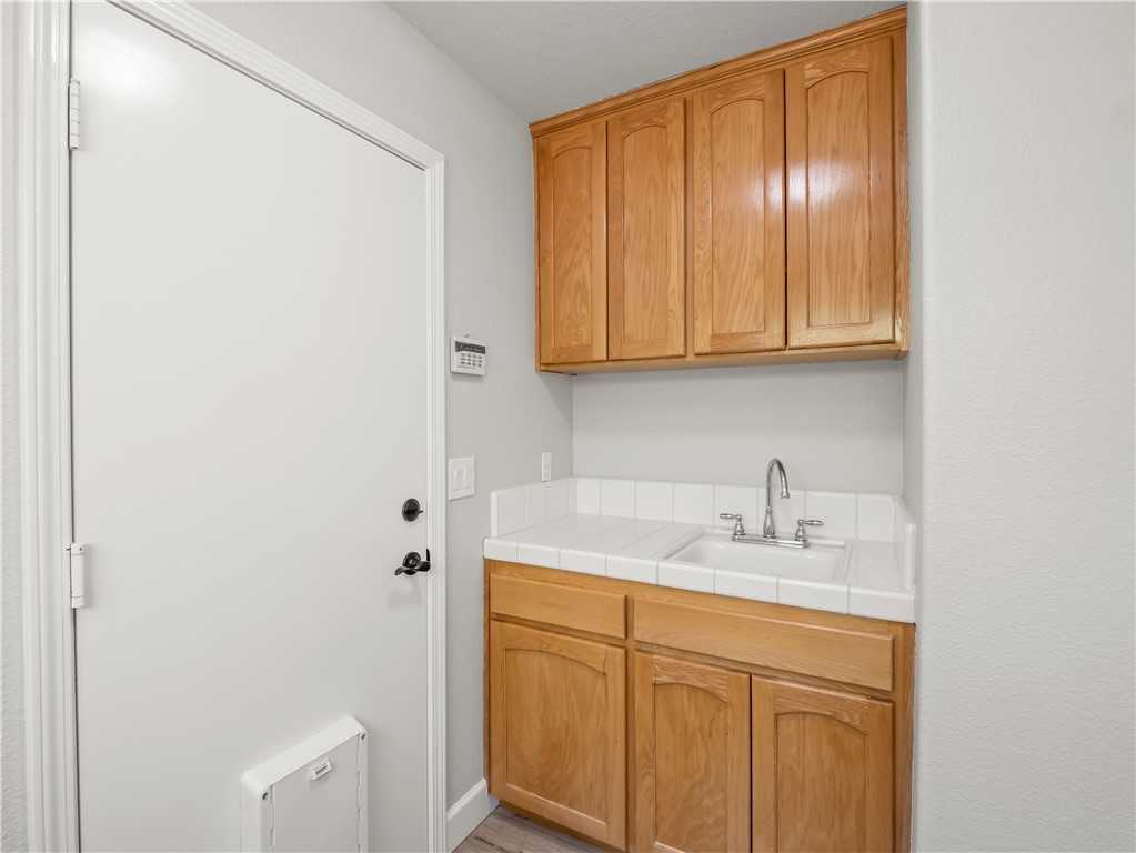 1582 E Revere, Fresno, CA 93720