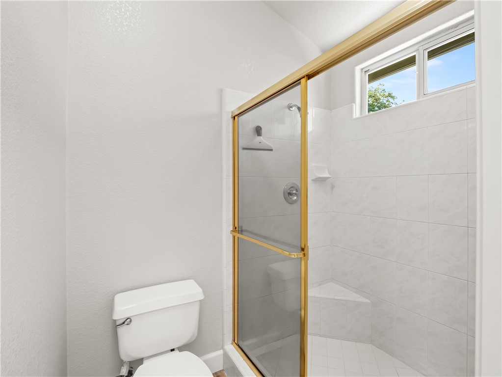 1582 E Revere, Fresno, CA 93720