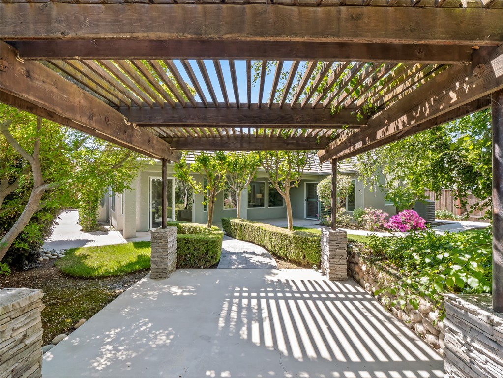 1582 E Revere, Fresno, CA 93720